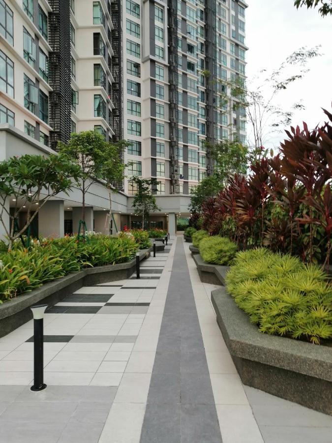 Santai Homestay Cyberjaya Eksteriør billede