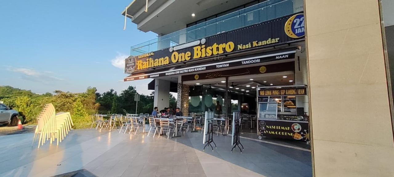Santai Homestay Cyberjaya Eksteriør billede