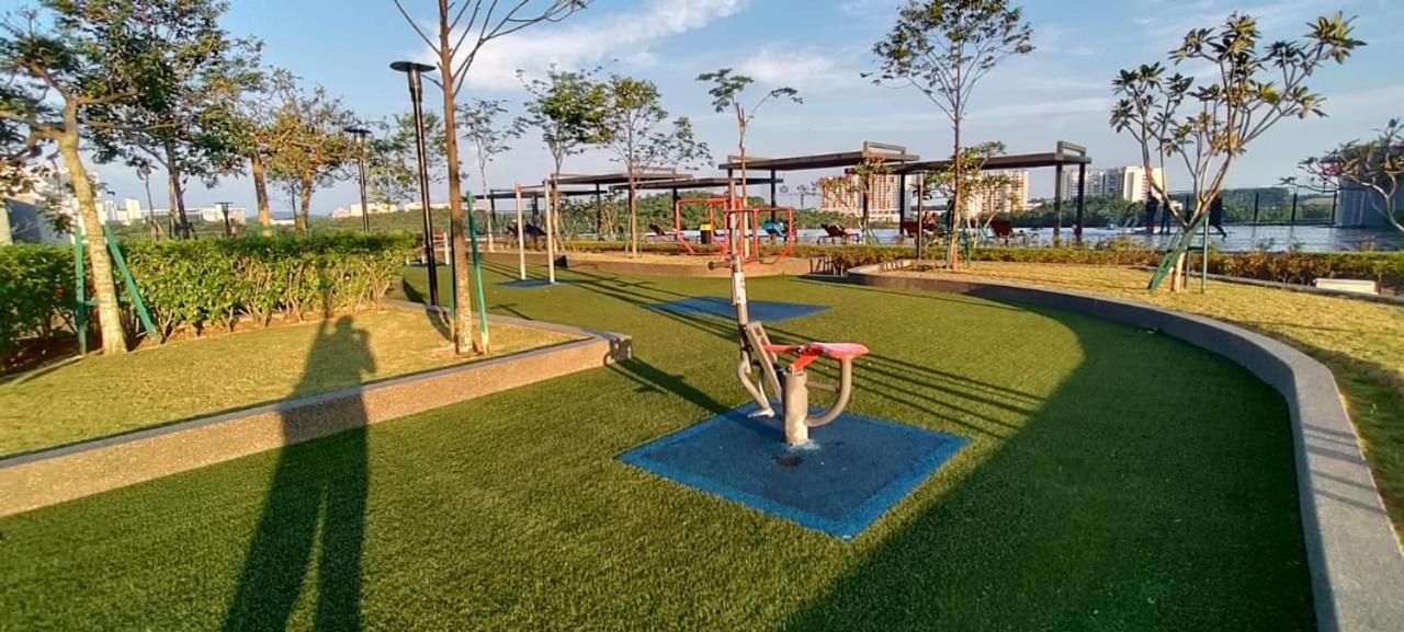 Santai Homestay Cyberjaya Eksteriør billede