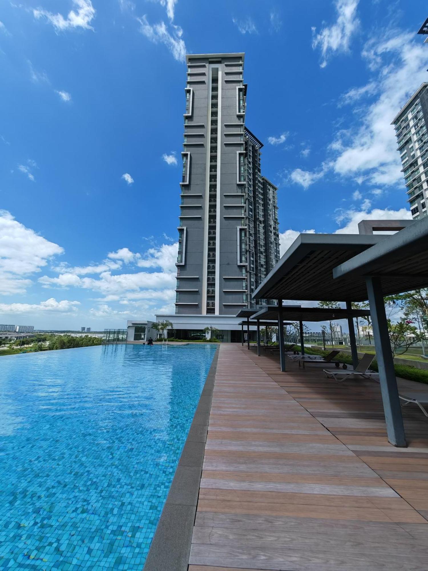 Santai Homestay Cyberjaya Eksteriør billede